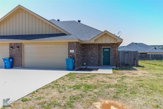 426 North St, Buffalo Gap, TX 79508