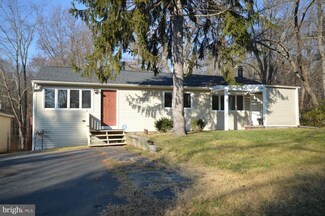 11212 Smithfield Rd, Manassas, VA 20112