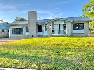 20137 E 2nd St, Tulsa, OK 74108