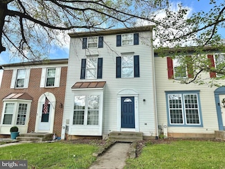 518 Lakes Ct, Westminster, MD 21158