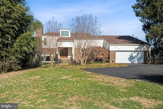 11312 Wedge Dr, Reston, VA 20190