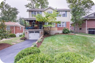 1504 N Berry Rd, Saint Louis, MO 63119