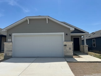 4056 Lily Glade Ln, Seguin, TX 78155