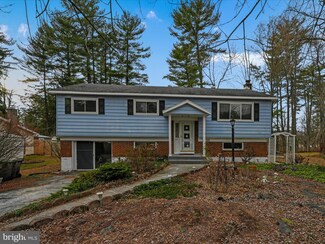 221 Pine Blvd, Orwigsburg, PA 17961