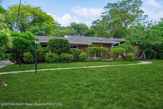 53 Upper Prospect Rd, Atlantic Highlands, NJ 07716