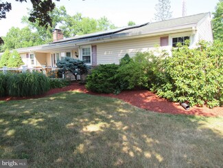 15 Davison Rd, East Windsor, NJ 08520