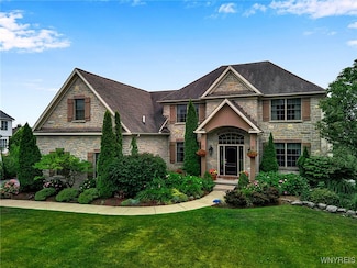 8889 Lake Glen Ct, Clarence Center, NY 14032