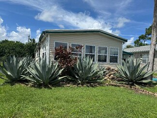 8775 20th St Unit 32, Vero Beach, FL 32966