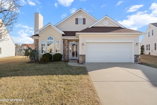 47 Eagleswood Dr, Waretown, NJ 08758