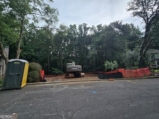 3910 W Cooper Lake Dr SE, Smyrna, GA 30082