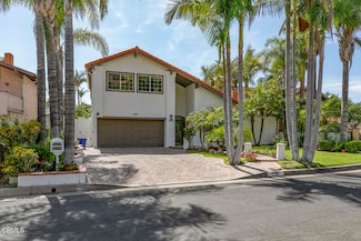 8857 Bluffdale Dr, Sun Valley, CA 91352