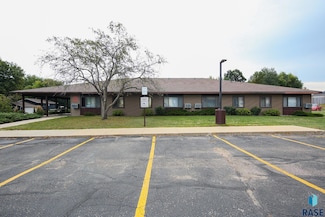 1411 Rushmore Dr, Brandon, SD 57005
