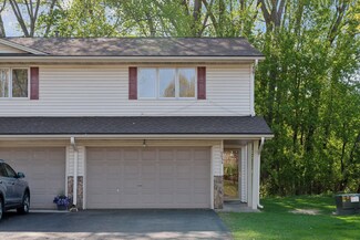 10634 Hummingbird St NW, Coon Rapids, MN 55433