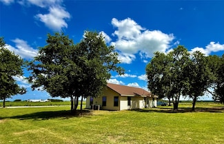 665 County Road 405, Gainesville, TX 76240