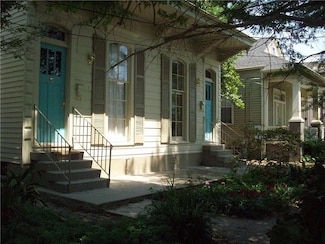 7627 Hampson St, New Orleans, LA 70118