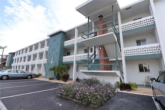 5939 17th St W Unit A27, Bradenton, FL 34207
