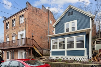 328 Franklin St, Galena, IL 61036