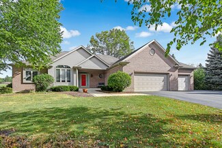 210 58th St, Clarendon Hills, IL 60514