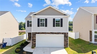 5331 Ironwood Dr, Winston Salem, NC 27127