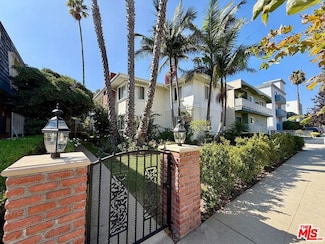 938 6th St Unit 8, Santa Monica, CA 90403
