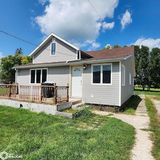315 W Ramsey St, Bancroft, IA 50517