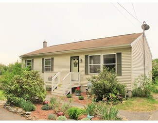 815 Wauwinet Rd, Barre, MA 01005