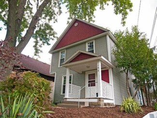 150 Lowell Ave NE, Grand Rapids, MI 49503