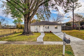 2048 Mercedes Blvd, New Orleans, LA 70114