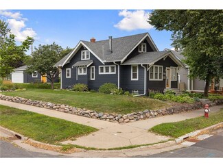 3338 25th Ave S, Minneapolis, MN 55406