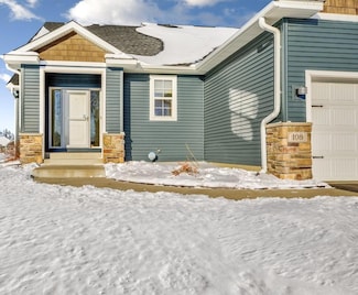 108 High Point Rd, Cannon Falls, MN 55009
