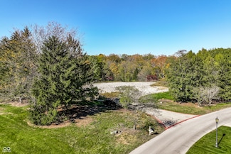 6330 Mayfield Ln, Zionsville, IN 46077