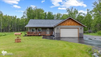6476 W Creeksedge Dr, Wasilla, AK 99623