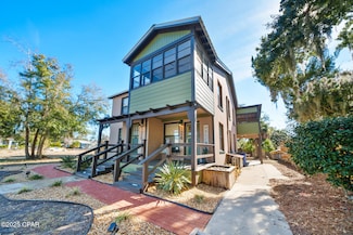 124 E 2nd Place, Panama City, FL 32401