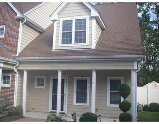 700 Lees River Ave Unit 9, Somerset, MA 02725