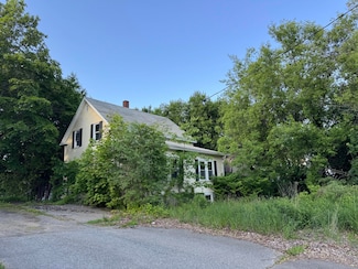95 Eastern Ave, Augusta, ME 04330
