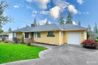 16024 Greenwood Ave N, Shoreline, WA 98133