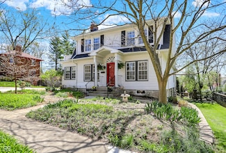 1120 E 1st St, Bloomington, IN 47401