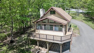 660 Watercrest Ave, Effort, PA 18330