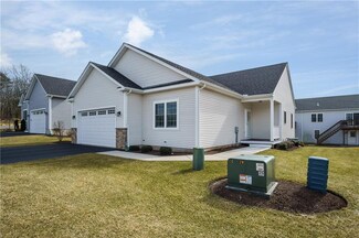 5 Oak St, Coventry, RI 02816