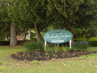 18 Bridge St Unit 1J, Naugatuck, CT 06770