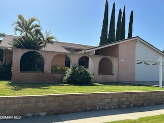 2455 Castlemont Ct, Simi Valley, CA 93063