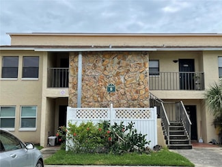 6301 58th St N Unit 805, Pinellas Park, FL 33781