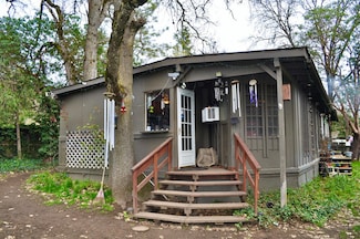 10585 Blackwell Rd, Central Point, OR 97502