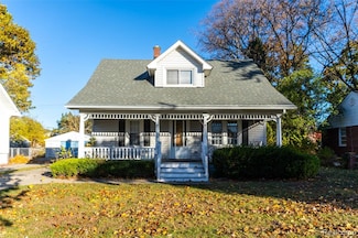 1846 N Gulley Rd, Dearborn, MI 48128