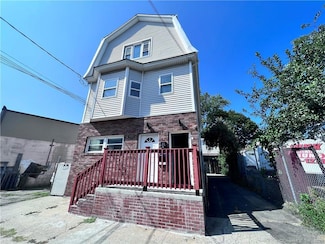 920 Maplewood Ave, Bridgeport, CT 06605
