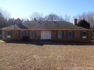 7612 Swans Run Rd, Charlotte, NC 28226