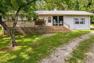 1265 Royal Rd, Norwood, MO 65717