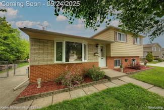 3637 Dawson Dr, Warren, MI 48092