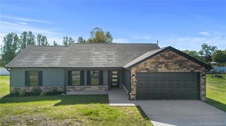 107 Elm St, Vevay, IN 47043