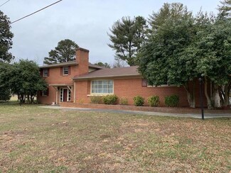 14677 Richmond Hwy, Pamplin, VA 23958